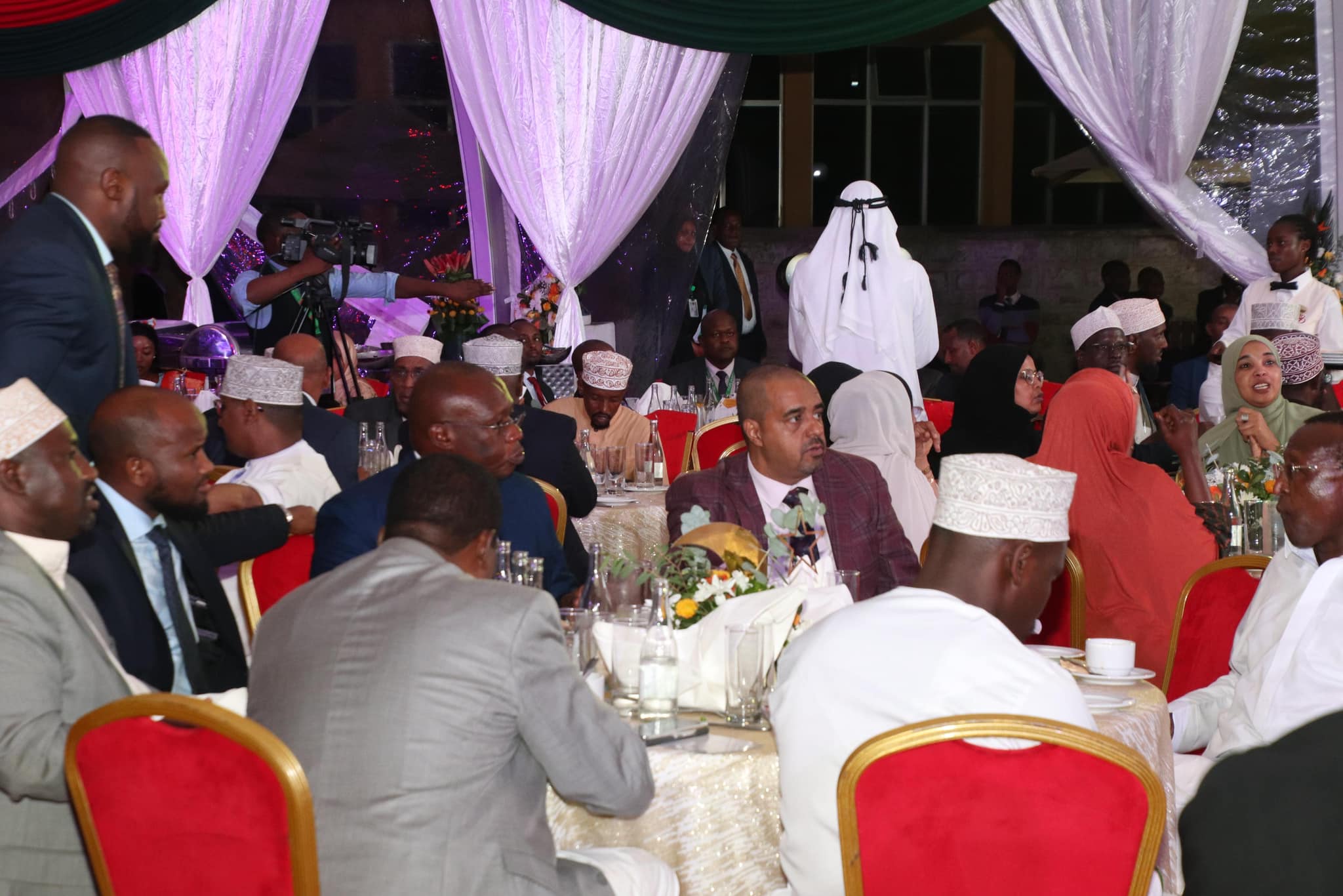 In Pictures:- During the Parliamentary Iftar Dinner hosted by the two Speakers of Parliament; Rt. Hon. (Dr.) Moses Wetang’ula and his Senate Counterpart, Rt. Hon. Amason Jeffah Kingi on Thursday evening.