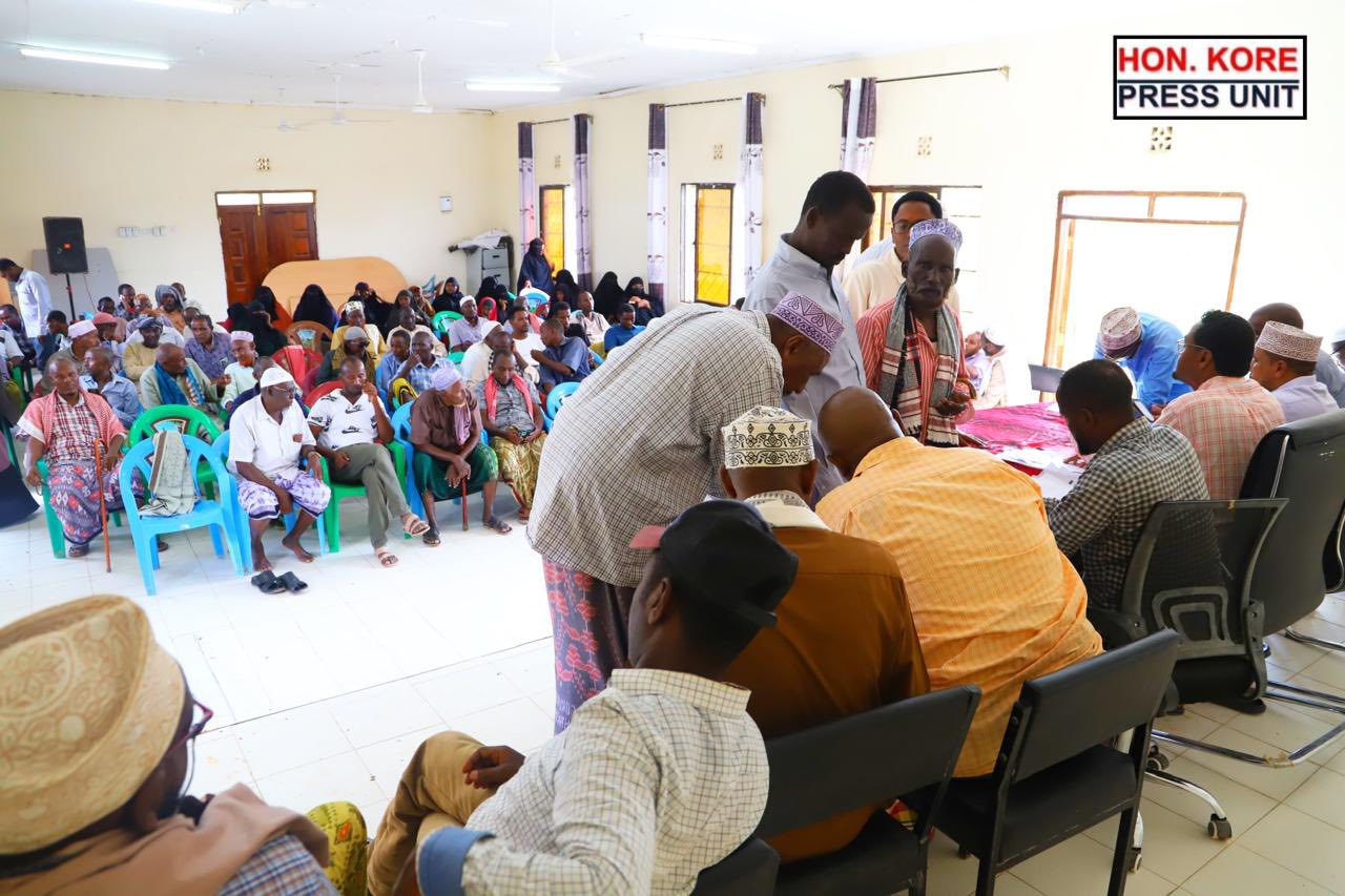 Residents of Mandera South Constituency in Mandera County submit their views on the Constitution of Kenya (Amendment) Bill, 2025 at the Constituency Office earlier yesterday.