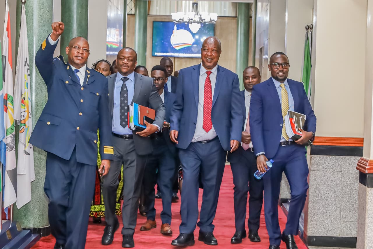 NYAMIRA COUNTY GOVERNOR AMOS NYARIBO OFF THE HOOK